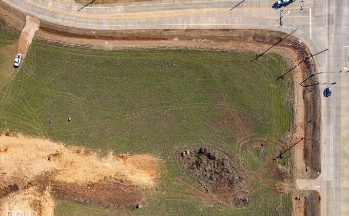 Pictures of Land property located at 1756 Swan Lake Rd, Bossier City, LA 71111 for sales - image #1