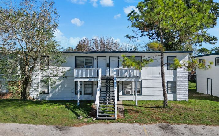 Pictures of Multifamily property located at 2312 Avenue B, Dickinson, TX 77539 for sales - image #1