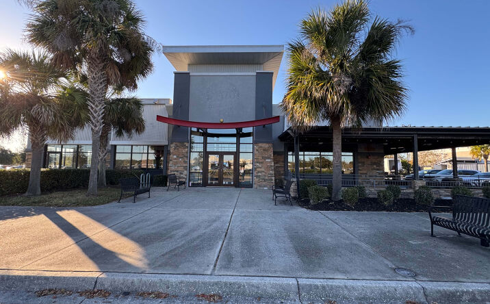 Pictures of Retail property located at 13070 City Station Dr, Jacksonville, FL 32218 for sales - image #1