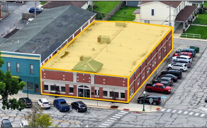 Pictures of Office property located at 119 W Market St, Columbia City, IN 46725 for sales - image #1