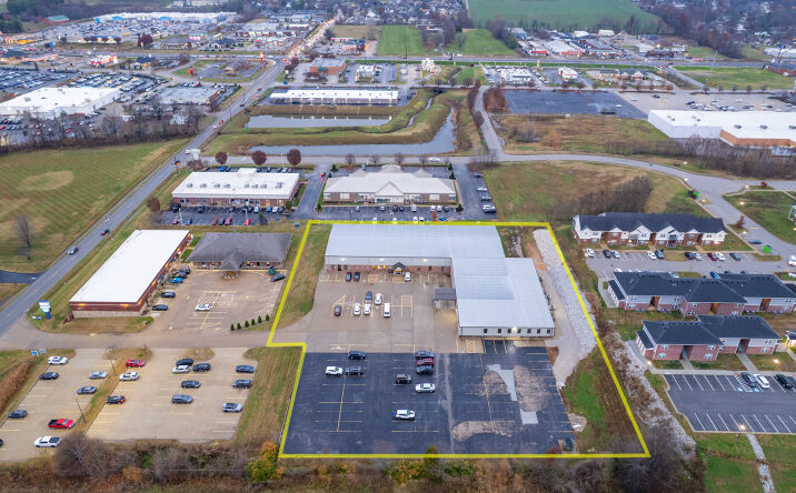 Pictures of Office property located at 3108 Fairview Dr, Owensboro, KY 42303 for sales - image #1