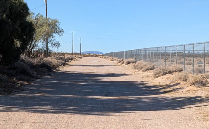 Pictures of Land property located at Mauka Rd @ Wainini Rd, Newberry Springs, CA 92365 for sales - image #1