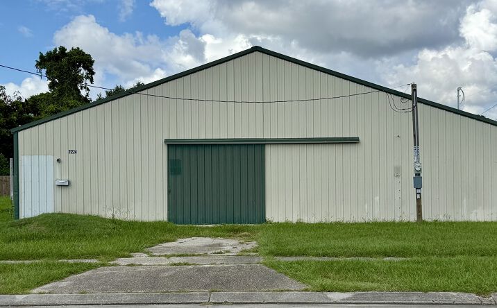 Pictures of Industrial, Land property located at 2224 Newton Street, Gretna, LA 70053 for sales - image #1