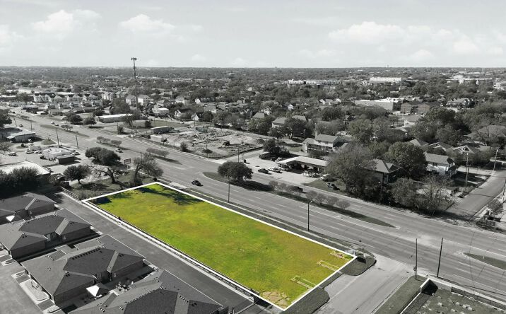 Pictures of Land property located at 700 La Salle Ave, Waco, TX 76706 for sales - image #1