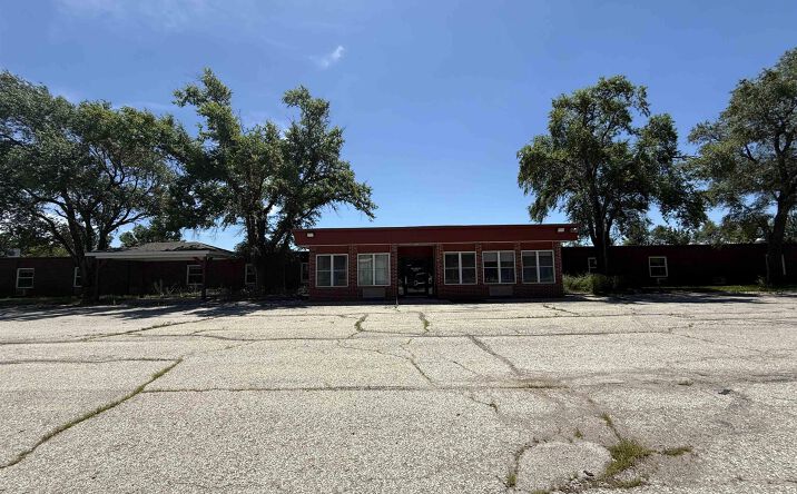 Pictures of Senior Living property located at 128 S Pearson Ave., Waverly, KS 66871 for sales - image #1