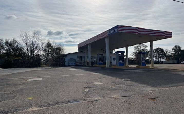 Pictures of Industrial property located at 3356 Reeves, Dothan, AL 36303 for sales - image #1