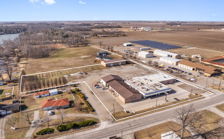 Pictures of Land, Office, Retail, Self Storage property located at 1249 N Main, Paris, IL 61944 for sales - image #1