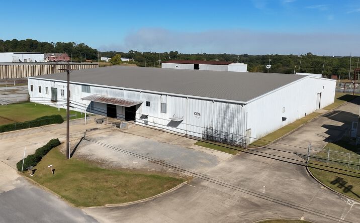 Pictures of Industrial property located at 215 7th way, Alexander City, AL 35010 for sales - image #1