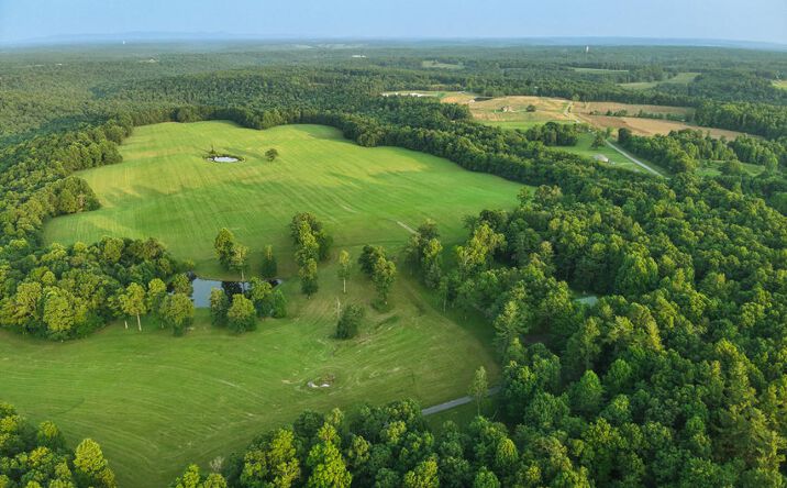 Pictures of Land property located at 2457 Mayland Rd, Crossville, TN 38571 for sales - image #1