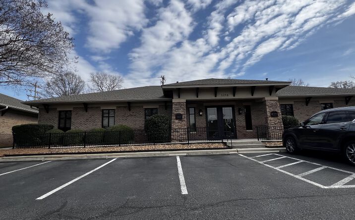 Pictures of Office, Special Purpose property located at 1258 Mann Drive, Matthews, NC 28105 for sales - image #1