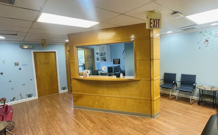 Pictures of Office property located at 2616 Sherwood Hall Ln., Suite 205, Alexandria, VA 22306 for sales - image #1