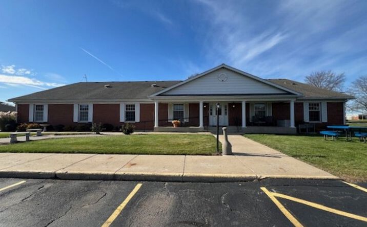 Pictures of Office property located at 2030 N Seminary Ave, Woodstock, IL 60098 for sales - image #1