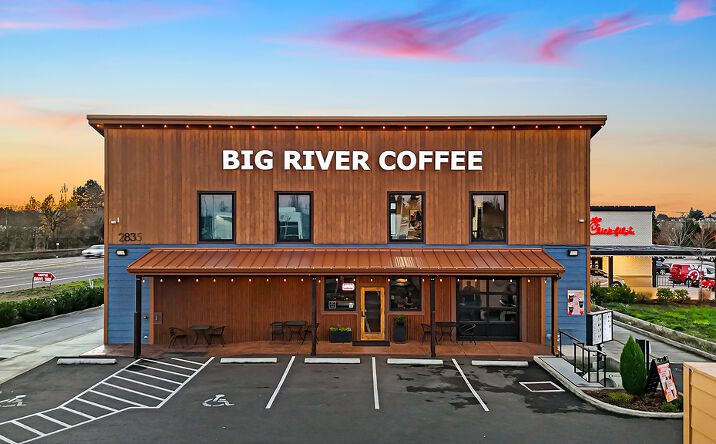 Pictures of Retail property located at 2835 SE 70th Ave, Hillsboro, OR 97123 for sales - image #1
