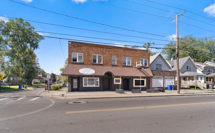 Pictures of Multifamily property located at 3501 Upton Ave, Toledo, OH 43613 for sales - image #1
