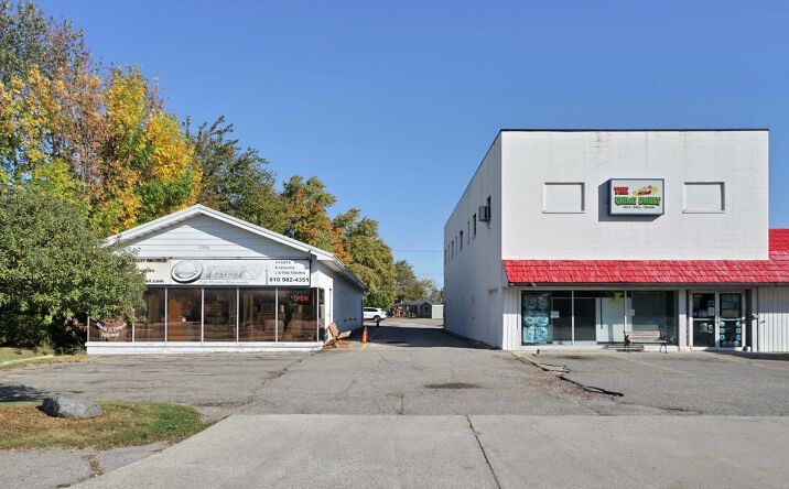 Pictures of Retail property located at 3350-3356 Lapeer Road, Port Huron, MI 48060 for sales - image #1