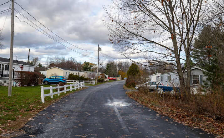 Pictures of Mobile Home Park property located at Stevens Lane, Farmingdale, ME 04344 for sales - image #1