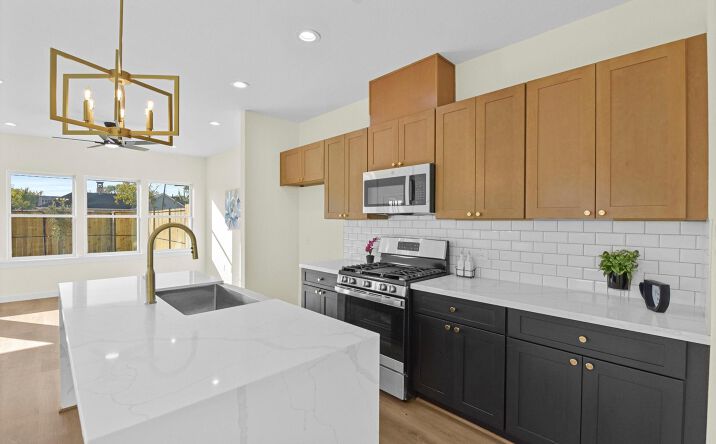 Pictures of Multifamily property located at 6004 Bacher St, Houston, TX 77028 for sales - image #1