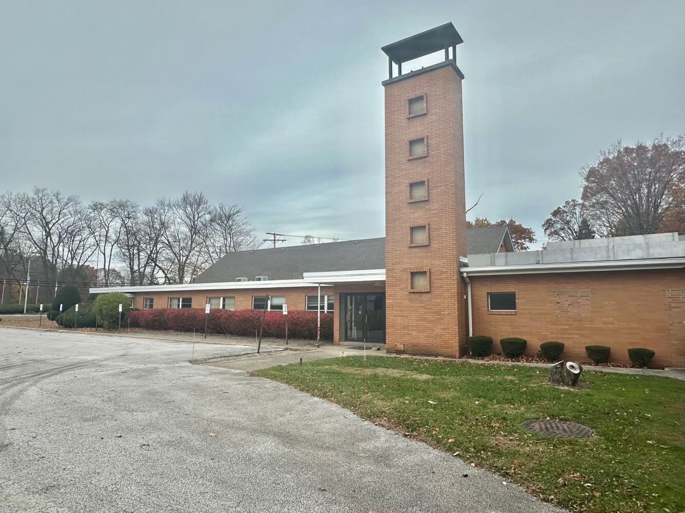 5723-5733 Hopkins Rd., Mentor, OH 44060 | Crexi.com