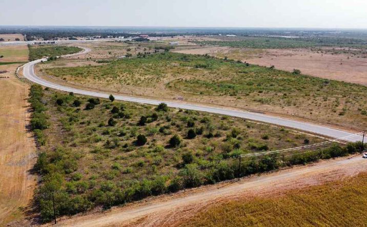 Pictures of Land, Mixed Use, Multifamily, Retail property located at Circuit of the Americas Blvd, Austin, TX 78617 for sales - image #1