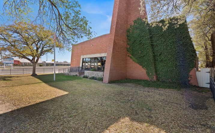 Pictures of Mixed Use, Retail, Special Purpose property located at 1911 34th St, Lubbock, TX 79411 for sales - image #1