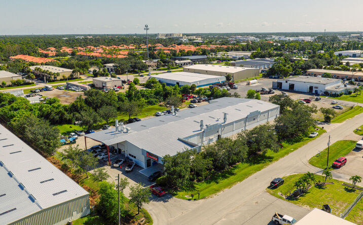 Pictures of Retail property located at 2293 Bruner Ln, Fort Myers, FL 33912 for sales - image #1
