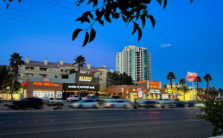 Pictures of Retail property located at 280 E Flamingo Rd, Las Vegas, NV 89169 for sales - image #1