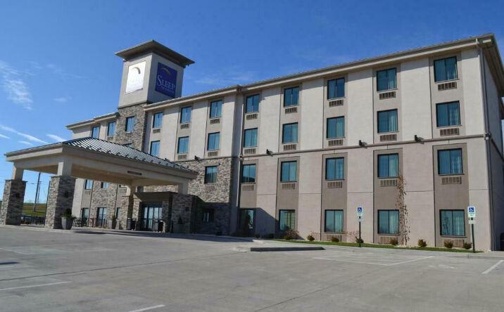 Pictures of Hospitality property located at 41371 Reco Drive, Belmont, OH 43718 for sales - image #1
