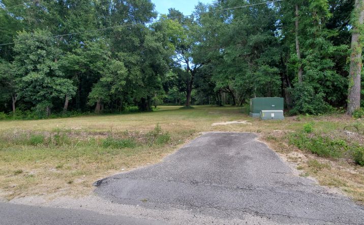 Pictures of Land property located at 10041 Us-17, Mcclellanville, SC 29458 for sales - image #1