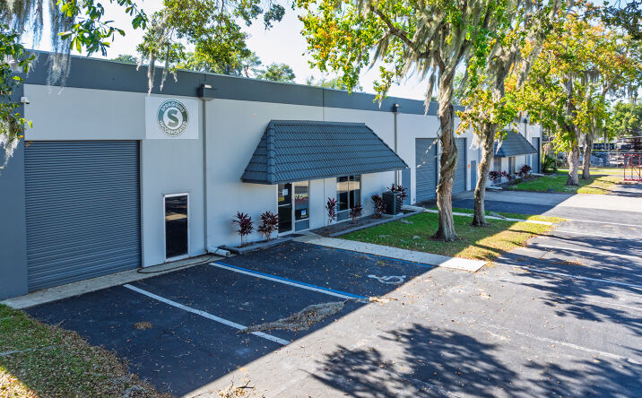 Pictures of Industrial property located at 830 Nw 25th Ave, Ocala, FL 34475 for sales - image #1