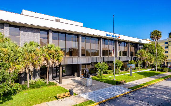 Pictures of Office property located at 230 N Woodland Blvd, DeLand, FL 32720 for sales - image #1