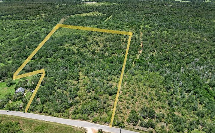Pictures of Land property located at Burdette Wells Rd, Lockhart, TX 78644 for sales - image #1