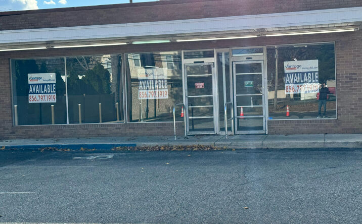 Pictures of Retail property located at 436 N 3rd St, Hammonton, NJ 08037 for sales - image #1