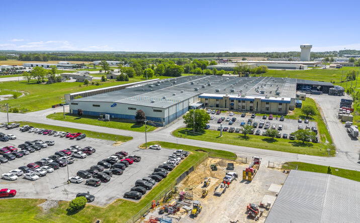 Pictures of Industrial property located at 208 Commerce Ct, Hopkinsville, KY 42240 for sales - image #1
