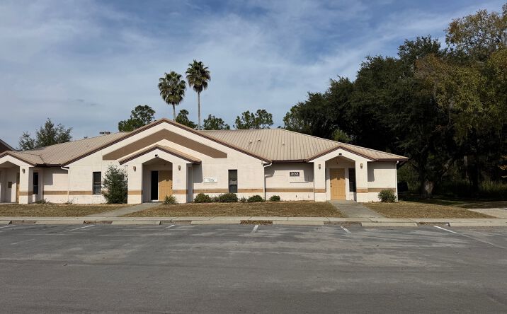 Pictures of Office property located at 205 Zeagler Dr, Palatka, FL 32177 for sales - image #1
