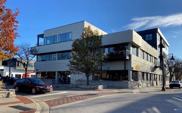 Pictures of Office property located at 300 Washington Ave, Grand Haven, MI 49417 for sales - image #1
