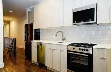 28722279