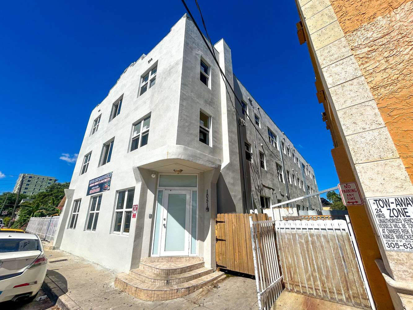 1051 NW 2nd St, Miami, FL 33128 | Crexi.com