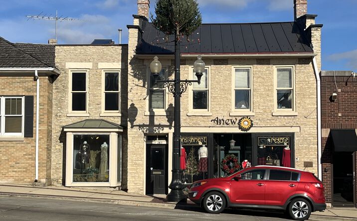 image of property at 27 W STATE ST # A Geneva IL 60134-2326