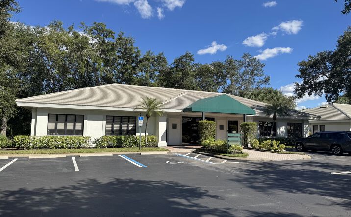Pictures of Office property located at 3501 Bonita Bay Blvd, Bonita Springs, FL 34134 for sales - image #1