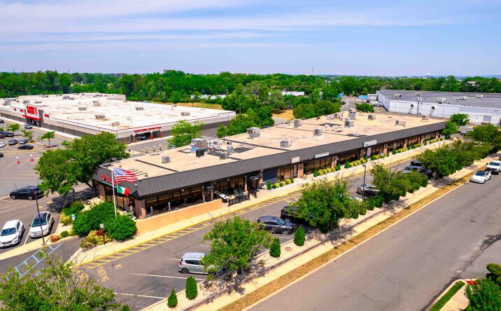 Pictures of Office, Retail property located at 1500 St Georges Ave, Woodbridge Township, NJ 07001 for sales - image #1