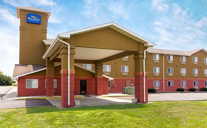 Pictures of Hospitality property located at 8110 Troy Pike, Dayton, OH 45424 for sales - image #1