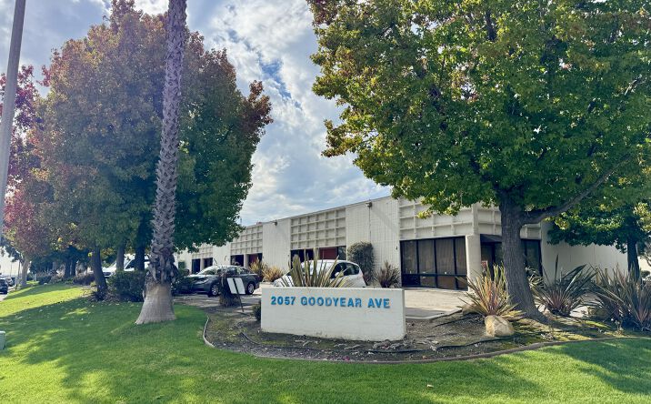 Pictures of Industrial property located at 2057 Goodyear Ave, Unit H, Ventura, CA 93001 for sales - image #1