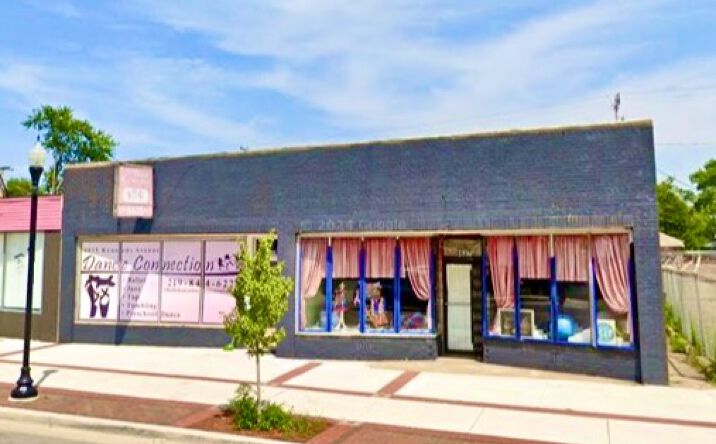 Pictures of Mixed Use, Office, Retail, Special Purpose property located at 6637 Kennedy Ave, Hammond, IN 46323 for sales - image #1