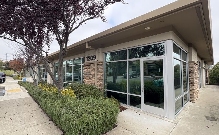 Pictures of Office property located at 1209 Pleasant Grove Blvd, Roseville, CA 95678 for sales - image #1