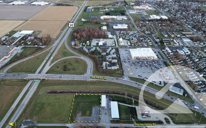 Pictures of Land property located at Old Oak Harbor Rd, Fremont, OH 43420 for sales - image #1