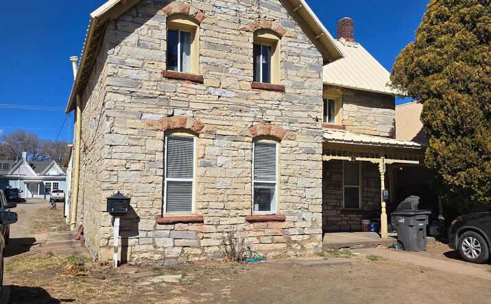 Pictures of Multifamily property located at 1018 Lincoln Ave, Las Vegas, NM 87701 for sales - image #1