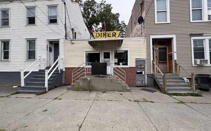 Pictures of Retail property located at 494 Washington Ave, Albany, NY 12203 for sales - image #1