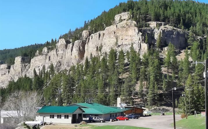 Pictures of Mixed Use, Hospitality, Land, Retail property located at 17 Missoula Avenue, Monarch, MT 59463 for sales - image #1