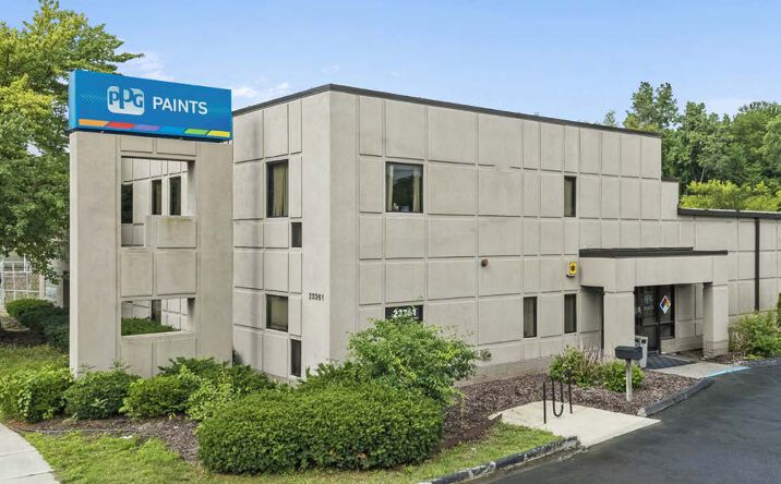 Pictures of Retail, Industrial property located at 23361 Telegraph Rd, Southfield, MI 48033 for sales - image #1