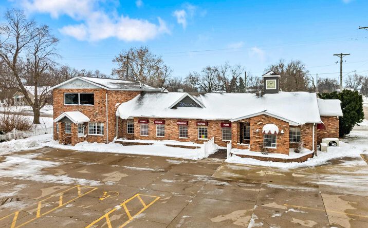 Pictures of Retail property located at 18706 SPRINGFIELD Road, Groveland, IL 61535-0000 for sales - image #1